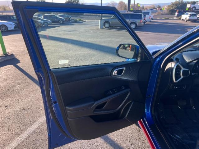 2020 Neptune Blue /Black Kia Soul GT-Line (KNDJ63AU1L7) with an 2L I-4 DOHC engine, Automatic transmission, located at 1865 East Red Hills Pkwy, St. George, 84770, (435) 628-0023, 37.120850, -113.543640 - We specialize in helping ALL people get the best financing available. No matter your credit score, good, bad or none we can get you an amazing rate. Had a bankruptcy, divorce, or repossessions? We give you the green light to get your credit back on the road. Low down and affordable payments that fit - Photo#12