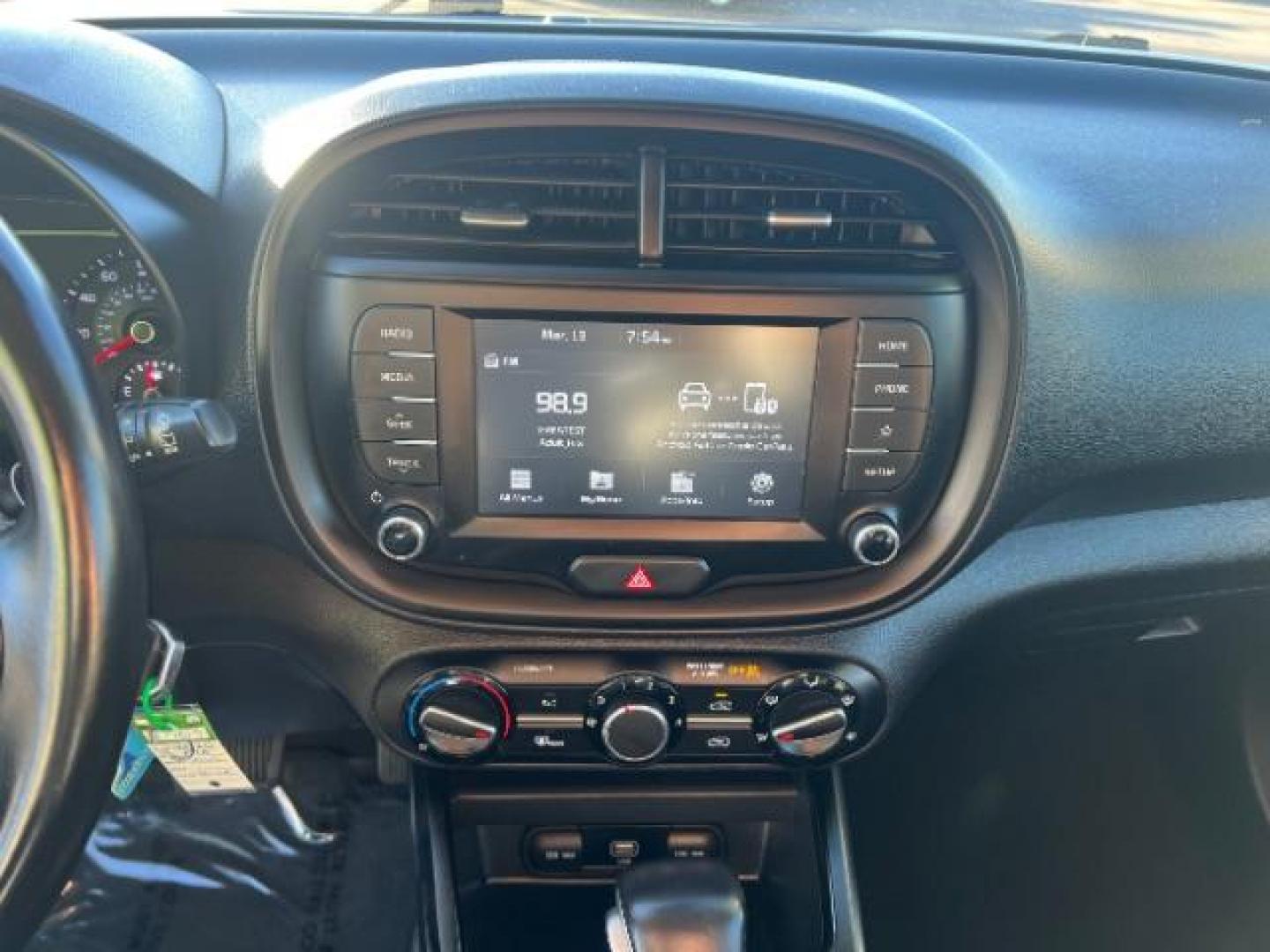 2020 Neptune Blue /Black Kia Soul GT-Line (KNDJ63AU1L7) with an 2L I-4 DOHC engine, Automatic transmission, located at 940 North Main Street, Cedar City, UT, 84720, (435) 628-0023, 37.692936, -113.061897 - We specialize in helping ALL people get the best financing available. No matter your credit score, good, bad or none we can get you an amazing rate. Had a bankruptcy, divorce, or repossessions? We give you the green light to get your credit back on the road. Low down and affordable payments that fit - Photo#17