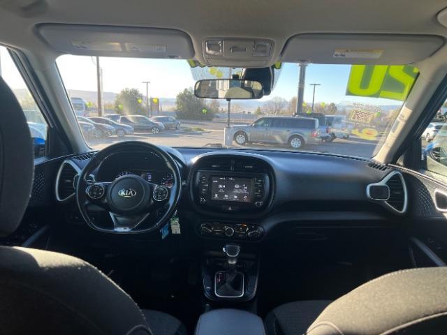 2020 Neptune Blue /Black Kia Soul GT-Line (KNDJ63AU1L7) with an 2L I-4 DOHC engine, Automatic transmission, located at 1865 East Red Hills Pkwy, St. George, 84770, (435) 628-0023, 37.120850, -113.543640 - We specialize in helping ALL people get the best financing available. No matter your credit score, good, bad or none we can get you an amazing rate. Had a bankruptcy, divorce, or repossessions? We give you the green light to get your credit back on the road. Low down and affordable payments that fit - Photo#22