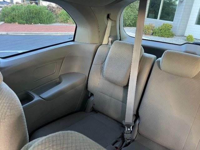 2016 White Diamond Pearl /Truffle Honda Odyssey EX (5FNRL5H41GB) with an 3.5L V-6 i-VTEC variable valve control engine, Automatic transmission, located at 1865 East Red Hills Pkwy, St. George, 84770, (435) 628-0023, 37.120850, -113.543640 - Versatile Southern Utah travel starts with this 2016 Honda Odyssey EX. Its 3.5L V6 engine, 6-speed automatic transmission, and front-wheel drive make it a smart fit for school runs, commuting, road trips, and everyday hauling. With 140000 miles, this Odyssey is ready for its next adventure. The EX- Photo#21