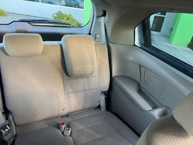 2016 White Diamond Pearl /Truffle Honda Odyssey EX (5FNRL5H41GB) with an 3.5L V-6 i-VTEC variable valve control engine, Automatic transmission, located at 1865 East Red Hills Pkwy, St. George, 84770, (435) 628-0023, 37.120850, -113.543640 - Versatile Southern Utah travel starts with this 2016 Honda Odyssey EX. Its 3.5L V6 engine, 6-speed automatic transmission, and front-wheel drive make it a smart fit for school runs, commuting, road trips, and everyday hauling. With 140000 miles, this Odyssey is ready for its next adventure. The EX- Photo#23