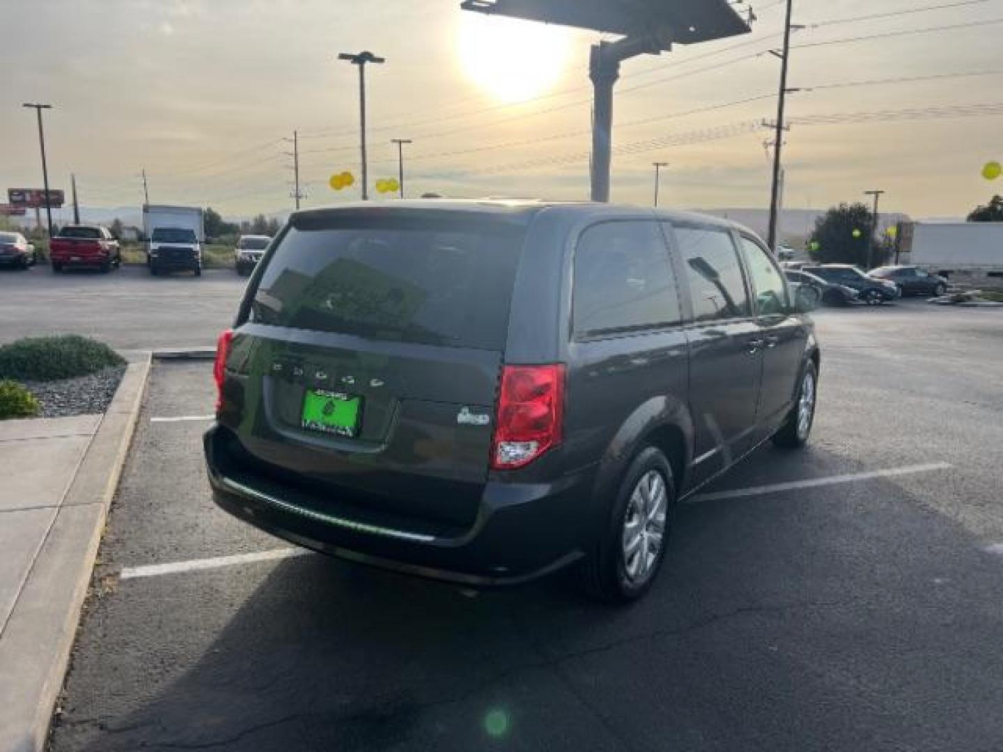 2019 Granite Pearlcoat /Black/Light Graystone Dodge Grand Caravan SE (2C4RDGBG0KR) with an Pentastar 3.6L V-6 DOHC engine, Automatic transmission, located at 1865 East Red Hills Pkwy, St. George, 84770, (435) 628-0023, 37.120850, -113.543640 - We specialize in helping ALL people get the best financing available. No matter your credit score, good, bad or none we can get you an amazing rate. Had a bankruptcy, divorce, or repossessions? We give you the green light to get your credit back on the road. Low down and affordable payments that fit - Photo#6