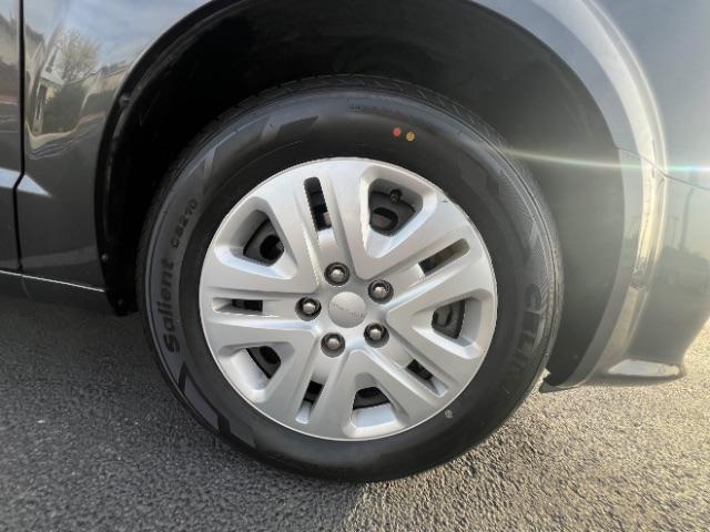 2019 Granite Pearlcoat /Black/Light Graystone Dodge Grand Caravan SE (2C4RDGBG0KR) with an Pentastar 3.6L V-6 DOHC engine, Automatic transmission, located at 1865 East Red Hills Pkwy, St. George, 84770, (435) 628-0023, 37.120850, -113.543640 - We specialize in helping ALL people get the best financing available. No matter your credit score, good, bad or none we can get you an amazing rate. Had a bankruptcy, divorce, or repossessions? We give you the green light to get your credit back on the road. Low down and affordable payments that fit - Photo#8