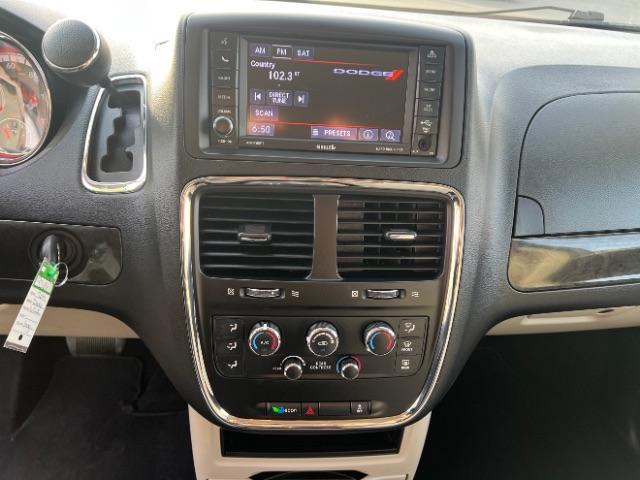 2019 Granite Pearlcoat /Black/Light Graystone Dodge Grand Caravan SE (2C4RDGBG0KR) with an Pentastar 3.6L V-6 DOHC engine, Automatic transmission, located at 1865 East Red Hills Pkwy, St. George, 84770, (435) 628-0023, 37.120850, -113.543640 - We specialize in helping ALL people get the best financing available. No matter your credit score, good, bad or none we can get you an amazing rate. Had a bankruptcy, divorce, or repossessions? We give you the green light to get your credit back on the road. Low down and affordable payments that fit - Photo#17