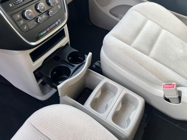 2019 Granite Pearlcoat /Black/Light Graystone Dodge Grand Caravan SE (2C4RDGBG0KR) with an Pentastar 3.6L V-6 DOHC engine, Automatic transmission, located at 1865 East Red Hills Pkwy, St. George, 84770, (435) 628-0023, 37.120850, -113.543640 - We specialize in helping ALL people get the best financing available. No matter your credit score, good, bad or none we can get you an amazing rate. Had a bankruptcy, divorce, or repossessions? We give you the green light to get your credit back on the road. Low down and affordable payments that fit - Photo#18