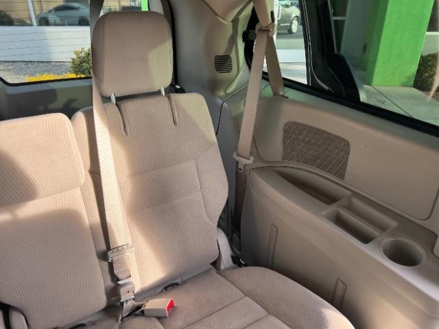 2019 Granite Pearlcoat /Black/Light Graystone Dodge Grand Caravan SE (2C4RDGBG0KR) with an Pentastar 3.6L V-6 DOHC engine, Automatic transmission, located at 1865 East Red Hills Pkwy, St. George, 84770, (435) 628-0023, 37.120850, -113.543640 - We specialize in helping ALL people get the best financing available. No matter your credit score, good, bad or none we can get you an amazing rate. Had a bankruptcy, divorce, or repossessions? We give you the green light to get your credit back on the road. Low down and affordable payments that fit - Photo#23