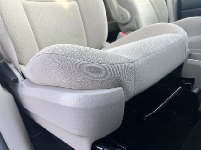 2019 Granite Pearlcoat /Black/Light Graystone Dodge Grand Caravan SE (2C4RDGBG0KR) with an Pentastar 3.6L V-6 DOHC engine, Automatic transmission, located at 1865 East Red Hills Pkwy, St. George, 84770, (435) 628-0023, 37.120850, -113.543640 - We specialize in helping ALL people get the best financing available. No matter your credit score, good, bad or none we can get you an amazing rate. Had a bankruptcy, divorce, or repossessions? We give you the green light to get your credit back on the road. Low down and affordable payments that fit - Photo#27