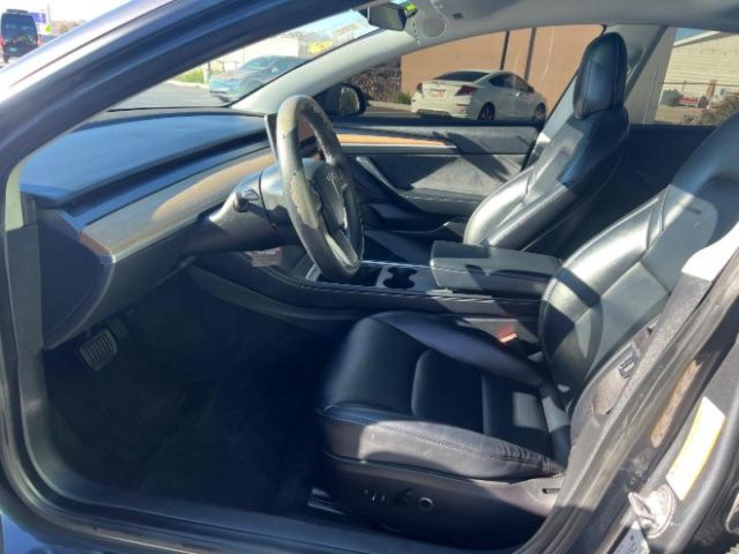 2022 Midnight Silver Metallic /Black Tesla Model 3 Long Range Dual Motor All-Wheel Drive (5YJ3E1EB8NF) with an ELECTRIC engine, Electric transmission, located at 1865 East Red Hills Pkwy, St. George, 84770, (435) 628-0023, 37.120850, -113.543640 - Photo#16