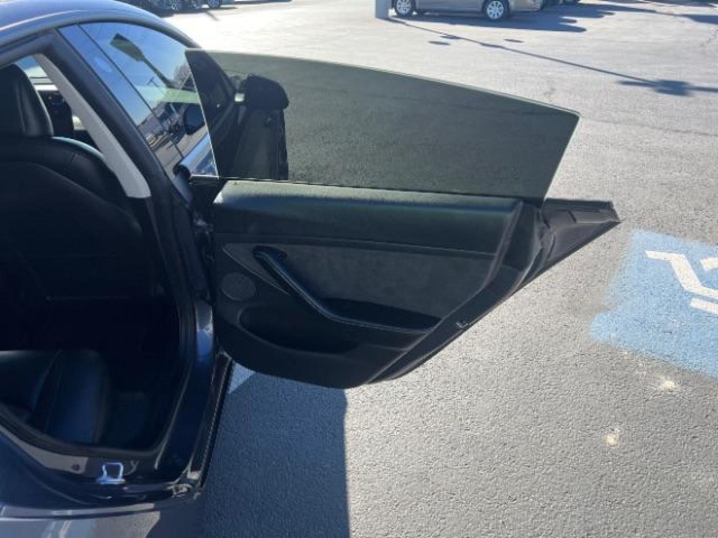 2022 Midnight Silver Metallic /Black Tesla Model 3 Long Range Dual Motor All-Wheel Drive (5YJ3E1EB8NF) with an ELECTRIC engine, Electric transmission, located at 1865 East Red Hills Pkwy, St. George, 84770, (435) 628-0023, 37.120850, -113.543640 - Photo#25