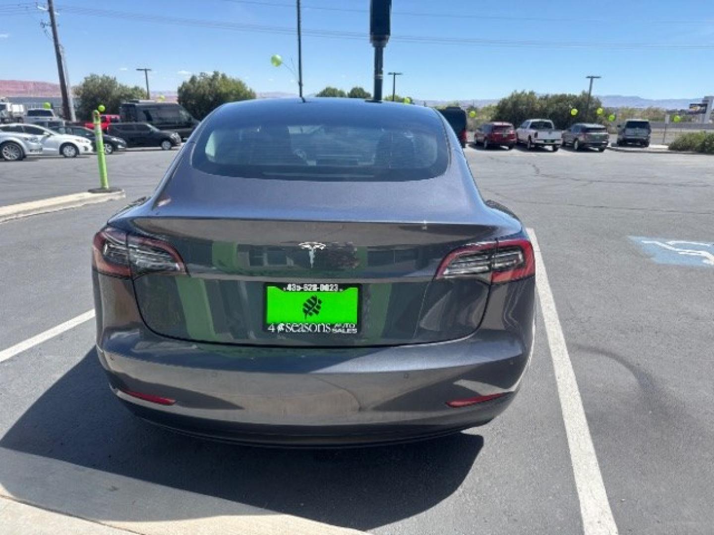 2022 Midnight Silver Metallic /Black Tesla Model 3 Long Range Dual Motor All-Wheel Drive (5YJ3E1EB8NF) , located at 1865 East Red Hills Pkwy, St. George, 84770, (435) 628-0023, 37.120850, -113.543640 - 296- Photo#5