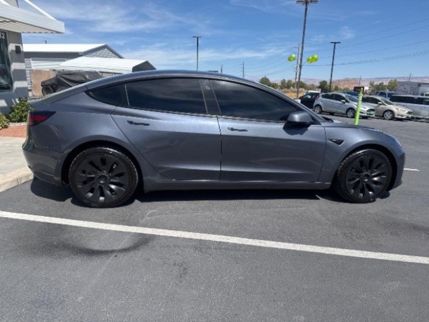 2022 Midnight Silver Metallic /Black Tesla Model 3 Long Range Dual Motor All-Wheel Drive (5YJ3E1EB8NF) , located at 1865 East Red Hills Pkwy, St. George, 84770, (435) 628-0023, 37.120850, -113.543640 - 296- Photo#7