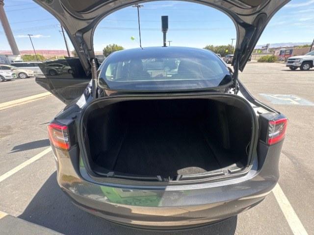 2022 Midnight Silver Metallic /Black Tesla Model 3 Long Range Dual Motor All-Wheel Drive (5YJ3E1EB8NF) , located at 1865 East Red Hills Pkwy, St. George, 84770, (435) 628-0023, 37.120850, -113.543640 - 296- Photo#16