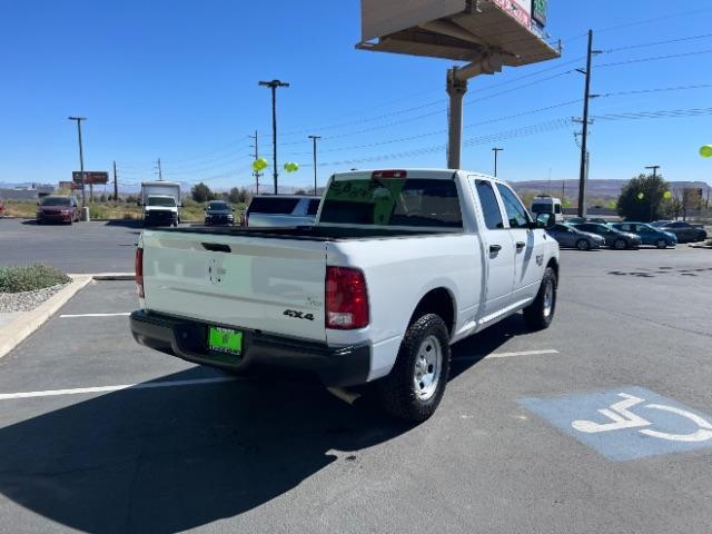 2022 Bright White Clearcoat /Diesel Gray/Black Ram 1500 Classic Tradesman Quad Cab 4x4 6'4 Box (1C6RR7FG1NS) , Automatic transmission, located at 1865 East Red Hills Pkwy, St. George, 84770, (435) 628-0023, 37.120850, -113.543640 - We specialize in helping ALL people get the best financing available. No matter your credit score, good, bad or none we can get you an amazing rate. Had a bankruptcy, divorce, or repossessions? We give you the green light to get your credit back on the road. Low down and affordable payments that fit - Photo#6