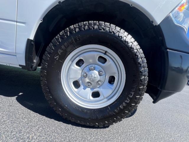 2022 Bright White Clearcoat /Diesel Gray/Black Ram 1500 Classic Tradesman Quad Cab 4x4 6'4 Box (1C6RR7FG1NS) , Automatic transmission, located at 1865 East Red Hills Pkwy, St. George, 84770, (435) 628-0023, 37.120850, -113.543640 - We specialize in helping ALL people get the best financing available. No matter your credit score, good, bad or none we can get you an amazing rate. Had a bankruptcy, divorce, or repossessions? We give you the green light to get your credit back on the road. Low down and affordable payments that fit - Photo#10