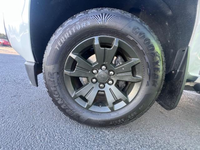 2018 Summit White /Jet Black/Dark Ash Chevrolet Colorado LT (1GCGSCEN7J1) , Automatic transmission, located at 1865 East Red Hills Pkwy, St. George, 84770, (435) 628-0023, 37.120850, -113.543640 - We specialize in helping ALL people get the best financing available. No matter your credit score, good, bad or none we can get you an amazing rate. Had a bankruptcy, divorce, or repossessions? We give you the green light to get your credit back on the road. Low down and affordable payments that fit - Photo#10