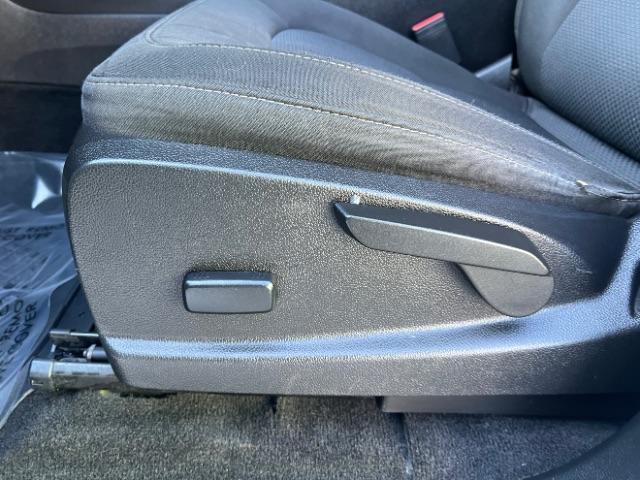 2018 Summit White /Jet Black/Dark Ash Chevrolet Colorado LT (1GCGSCEN7J1) , Automatic transmission, located at 1865 East Red Hills Pkwy, St. George, 84770, (435) 628-0023, 37.120850, -113.543640 - We specialize in helping ALL people get the best financing available. No matter your credit score, good, bad or none we can get you an amazing rate. Had a bankruptcy, divorce, or repossessions? We give you the green light to get your credit back on the road. Low down and affordable payments that fit - Photo#13