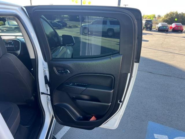 2018 Summit White /Jet Black/Dark Ash Chevrolet Colorado LT (1GCGSCEN7J1) , Automatic transmission, located at 1865 East Red Hills Pkwy, St. George, 84770, (435) 628-0023, 37.120850, -113.543640 - We specialize in helping ALL people get the best financing available. No matter your credit score, good, bad or none we can get you an amazing rate. Had a bankruptcy, divorce, or repossessions? We give you the green light to get your credit back on the road. Low down and affordable payments that fit - Photo#25