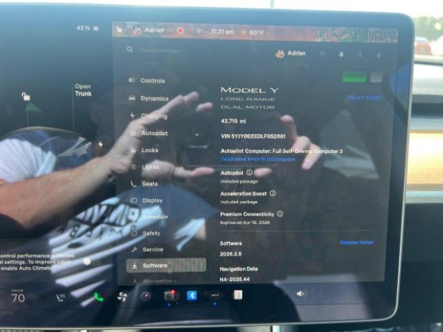 2020 Midnight Silver Metallic /Black Tesla Model Y Long Range Dual Motor All-Wheel Drive (5YJYGDEE0LF) with an ELECTRIC engine, Electric transmission, located at 1865 East Red Hills Pkwy, St. George, 84770, (435) 628-0023, 37.120850, -113.543640 - Excellent Tesla Model Y Long Range All Wheel Drive. All our Teslas come with charging kit. Battery is healthy. Gets 290 on full charge. Clean title, no accidents Still has remaining 120k mile Tesla warranty on battery and motor. We have aftermarket battery warranties available. Southern Utah's - Photo#1