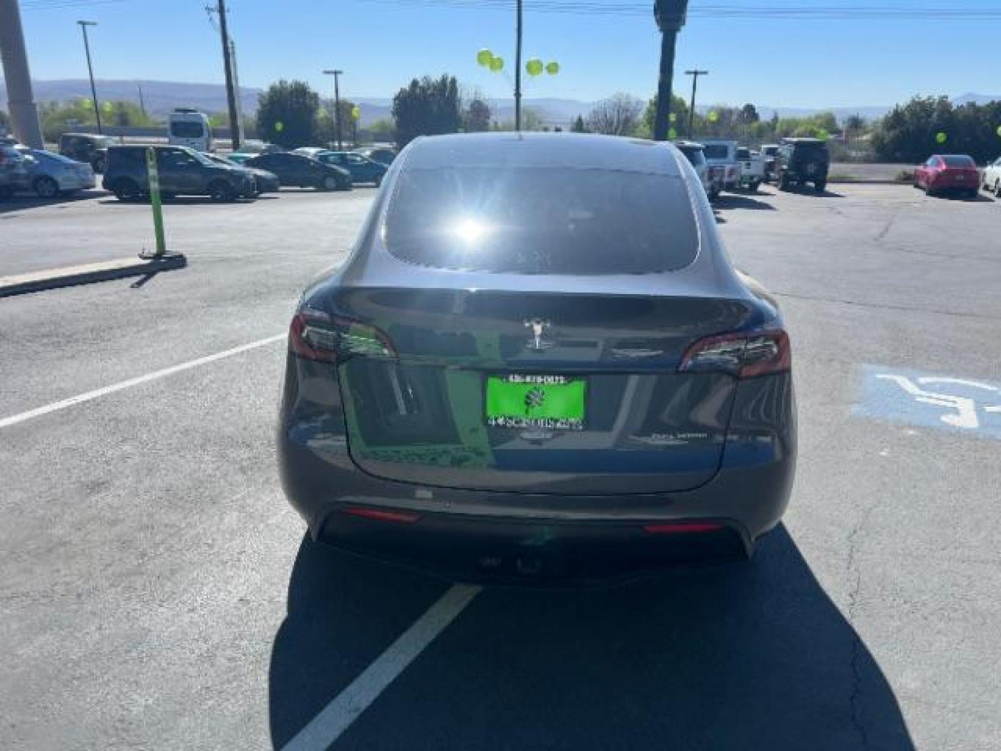 2020 Midnight Silver Metallic /Black Tesla Model Y Long Range Dual Motor All-Wheel Drive (5YJYGDEE0LF) with an ELECTRIC engine, Electric transmission, located at 1865 East Red Hills Pkwy, St. George, 84770, (435) 628-0023, 37.120850, -113.543640 - Excellent Tesla Model Y Long Range All Wheel Drive. All our Teslas come with charging kit. Battery is healthy. Gets 290 on full charge. Clean title, no accidents Still has remaining 120k mile Tesla warranty on battery and motor. We have aftermarket battery warranties available. Southern Utah's - Photo#7