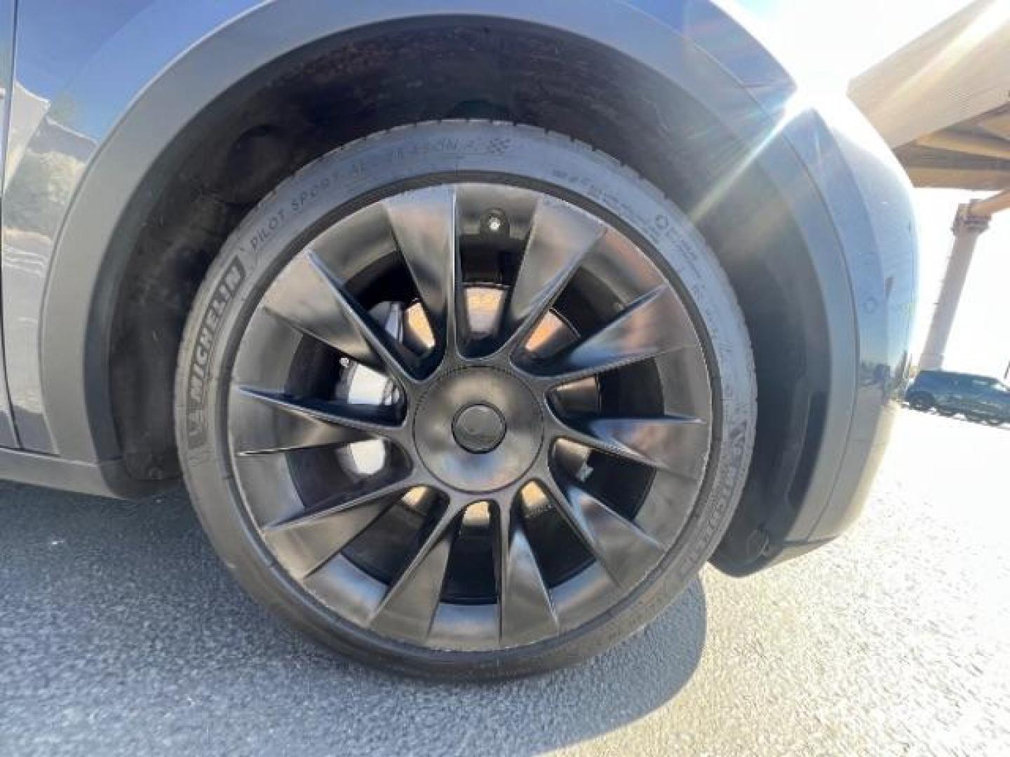 2020 Midnight Silver Metallic /Black Tesla Model Y Long Range Dual Motor All-Wheel Drive (5YJYGDEE0LF) with an ELECTRIC engine, Electric transmission, located at 1865 East Red Hills Pkwy, St. George, 84770, (435) 628-0023, 37.120850, -113.543640 - Excellent Tesla Model Y Long Range All Wheel Drive. All our Teslas come with charging kit. Battery is healthy. Gets 290 on full charge. Clean title, no accidents Still has remaining 120k mile Tesla warranty on battery and motor. We have aftermarket battery warranties available. Southern Utah's - Photo#10