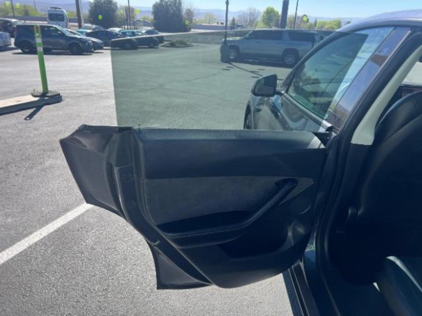 2020 Midnight Silver Metallic /Black Tesla Model Y Long Range Dual Motor All-Wheel Drive (5YJYGDEE0LF) with an ELECTRIC engine, Electric transmission, located at 1865 East Red Hills Pkwy, St. George, 84770, (435) 628-0023, 37.120850, -113.543640 - Excellent Tesla Model Y Long Range All Wheel Drive. All our Teslas come with charging kit. Battery is healthy. Gets 290 on full charge. Clean title, no accidents Still has remaining 120k mile Tesla warranty on battery and motor. We have aftermarket battery warranties available. Southern Utah's - Photo#20