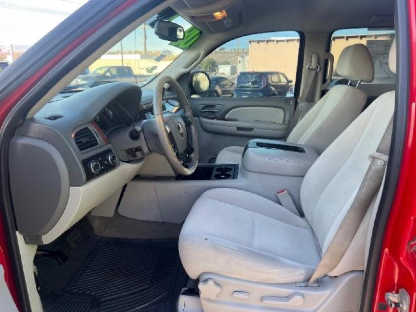 2008 Victory Red /Ebony Chevrolet Avalanche 1500 LT (3GNFK12388G) with an 5.3 lL V-8 engine, AUTOMATIC transmission, located at 1865 East Red Hills Pkwy, St. George, 84770, (435) 628-0023, 37.120850, -113.543640 - We specialize in helping ALL people get the best financing available. No matter your credit score, good, bad or none we can get you an amazing rate. Had a bankruptcy, divorce, or repossessions? We give you the green light to get your credit back on the road. Low down and affordable payments that fit - Photo#14