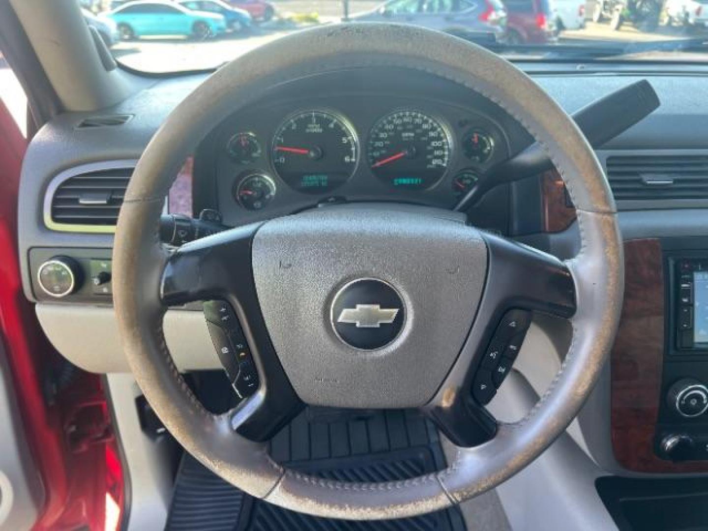2008 Victory Red /Ebony Chevrolet Avalanche 1500 LT (3GNFK12388G) with an 5.3 lL V-8 engine, AUTOMATIC transmission, located at 1865 East Red Hills Pkwy, St. George, 84770, (435) 628-0023, 37.120850, -113.543640 - We specialize in helping ALL people get the best financing available. No matter your credit score, good, bad or none we can get you an amazing rate. Had a bankruptcy, divorce, or repossessions? We give you the green light to get your credit back on the road. Low down and affordable payments that fit - Photo#15