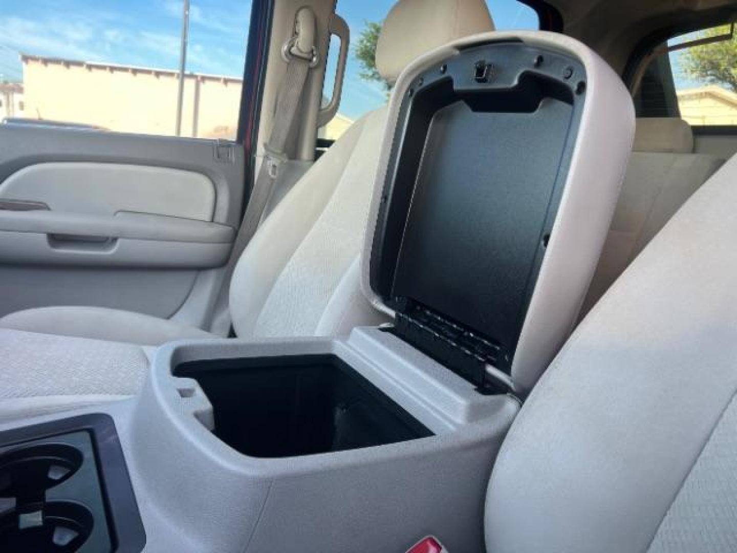 2008 Victory Red /Ebony Chevrolet Avalanche 1500 LT (3GNFK12388G) with an 5.3 lL V-8 engine, AUTOMATIC transmission, located at 1865 East Red Hills Pkwy, St. George, 84770, (435) 628-0023, 37.120850, -113.543640 - We specialize in helping ALL people get the best financing available. No matter your credit score, good, bad or none we can get you an amazing rate. Had a bankruptcy, divorce, or repossessions? We give you the green light to get your credit back on the road. Low down and affordable payments that fit - Photo#19