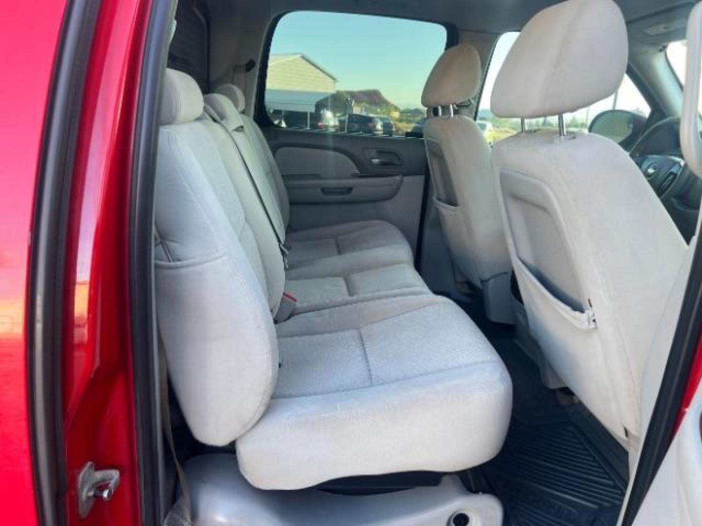2008 Victory Red /Ebony Chevrolet Avalanche 1500 LT (3GNFK12388G) with an 5.3 lL V-8 engine, AUTOMATIC transmission, located at 1865 East Red Hills Pkwy, St. George, 84770, (435) 628-0023, 37.120850, -113.543640 - We specialize in helping ALL people get the best financing available. No matter your credit score, good, bad or none we can get you an amazing rate. Had a bankruptcy, divorce, or repossessions? We give you the green light to get your credit back on the road. Low down and affordable payments that fit - Photo#27