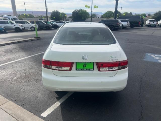 2003 Taffeta White /Ivory Honda Accord 2.4 EX (1HGCM56673A) with an 2.4L I-4 DOHC engine, Automatic transmission, located at 940 North Main Street, Cedar City, UT, 84720, (435) 628-0023, 37.692936, -113.061897 - We specialize in helping ALL people get the best financing available. No matter your credit score, good, bad or none we can get you an amazing rate. Had a bankruptcy, divorce, or repossessions? We give you the green light to get your credit back on the road. Low down and affordable payments that fit - Photo#5