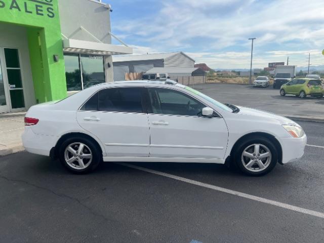 2003 Taffeta White /Ivory Honda Accord 2.4 EX (1HGCM56673A) with an 2.4L I-4 DOHC engine, Automatic transmission, located at 940 North Main Street, Cedar City, UT, 84720, (435) 628-0023, 37.692936, -113.061897 - We specialize in helping ALL people get the best financing available. No matter your credit score, good, bad or none we can get you an amazing rate. Had a bankruptcy, divorce, or repossessions? We give you the green light to get your credit back on the road. Low down and affordable payments that fit - Photo#7