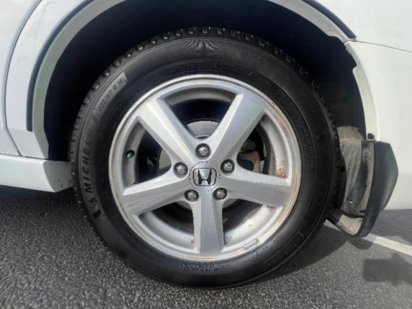 2003 Taffeta White /Ivory Honda Accord 2.4 EX (1HGCM56673A) with an 2.4L I-4 DOHC engine, Automatic transmission, located at 940 North Main Street, Cedar City, UT, 84720, (435) 628-0023, 37.692936, -113.061897 - We specialize in helping ALL people get the best financing available. No matter your credit score, good, bad or none we can get you an amazing rate. Had a bankruptcy, divorce, or repossessions? We give you the green light to get your credit back on the road. Low down and affordable payments that fit - Photo#11