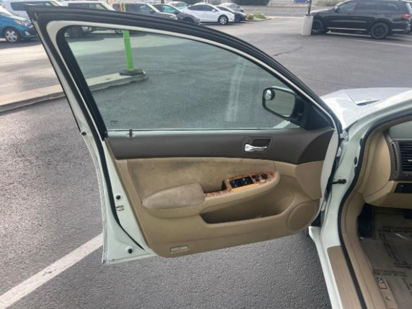 2003 Taffeta White /Ivory Honda Accord 2.4 EX (1HGCM56673A) with an 2.4L I-4 DOHC engine, Automatic transmission, located at 940 North Main Street, Cedar City, UT, 84720, (435) 628-0023, 37.692936, -113.061897 - We specialize in helping ALL people get the best financing available. No matter your credit score, good, bad or none we can get you an amazing rate. Had a bankruptcy, divorce, or repossessions? We give you the green light to get your credit back on the road. Low down and affordable payments that fit - Photo#12