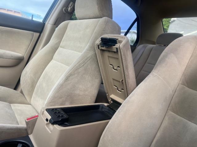 2003 Taffeta White /Ivory Honda Accord 2.4 EX (1HGCM56673A) with an 2.4L I-4 DOHC engine, Automatic transmission, located at 940 North Main Street, Cedar City, UT, 84720, (435) 628-0023, 37.692936, -113.061897 - We specialize in helping ALL people get the best financing available. No matter your credit score, good, bad or none we can get you an amazing rate. Had a bankruptcy, divorce, or repossessions? We give you the green light to get your credit back on the road. Low down and affordable payments that fit - Photo#19