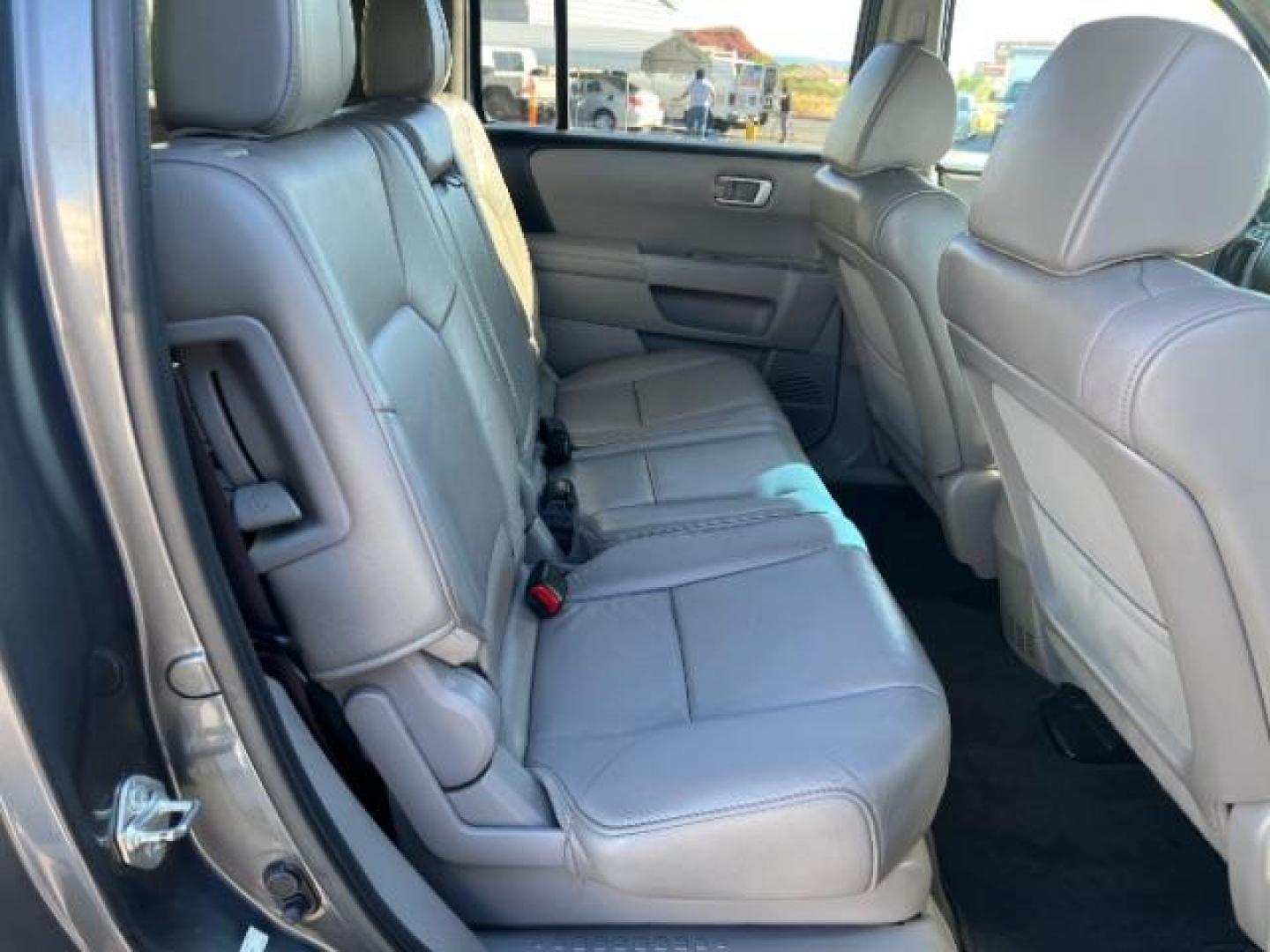 2013 Polished Metal Metallic /Gray Honda Pilot EX-L (5FNYF3H5XDB) with an 3.5L V-6 i-VTEC VCM variable valve control engine, Automatic transmission, located at 1865 East Red Hills Pkwy, St. George, 84770, (435) 628-0023, 37.120850, -113.543640 - We specialize in helping ALL people get the best financing available. No matter your credit score, good, bad or none we can get you an amazing rate. Had a bankruptcy, divorce, or repossessions? We give you the green light to get your credit back on the road. Low down and affordable payments that fit- Photo#30