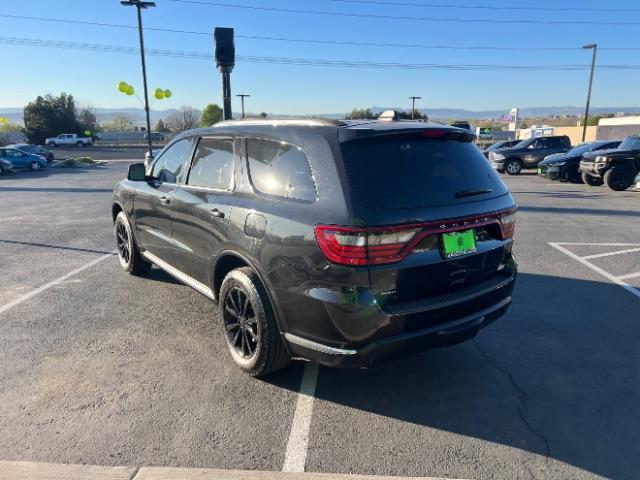 2015 Brilliant Black Crystal Pearlcoat /Black Dodge Durango SXT (1C4RDJAG6FC) with an 3.6L V-6 DOHC engine, Automatic transmission, located at 1865 East Red Hills Pkwy, St. George, 84770, (435) 628-0023, 37.120850, -113.543640 - We specialize in helping ALL people get the best financing available. No matter your credit score, good, bad or none we can get you an amazing rate. Had a bankruptcy, divorce, or repossessions? We give you the green light to get your credit back on the road. Low down and affordable payments that fit - Photo#4