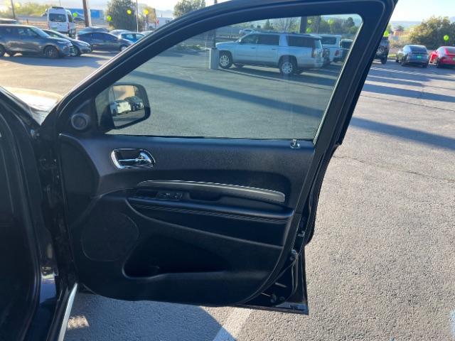 2015 Brilliant Black Crystal Pearlcoat /Black Dodge Durango SXT (1C4RDJAG6FC) with an 3.6L V-6 DOHC engine, Automatic transmission, located at 1865 East Red Hills Pkwy, St. George, 84770, (435) 628-0023, 37.120850, -113.543640 - We specialize in helping ALL people get the best financing available. No matter your credit score, good, bad or none we can get you an amazing rate. Had a bankruptcy, divorce, or repossessions? We give you the green light to get your credit back on the road. Low down and affordable payments that fit - Photo#30