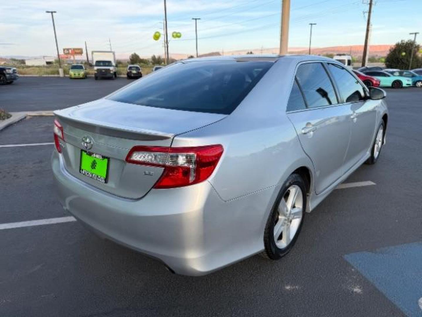 2013 Classic Silver Metallic /Ash Toyota Camry L | LE | SE | XLE (4T1BF1FK2DU) with an 2.5L I-4 DOHC engine, Automatic transmission, located at 1865 East Red Hills Pkwy, St. George, 84770, (435) 628-0023, 37.120850, -113.543640 - We specialize in helping ALL people get the best financing available. No matter your credit score, good, bad or none we can get you an amazing rate. Had a bankruptcy, divorce, or repossessions? We give you the green light to get your credit back on the road. Low down and affordable payments that fit - Photo#8