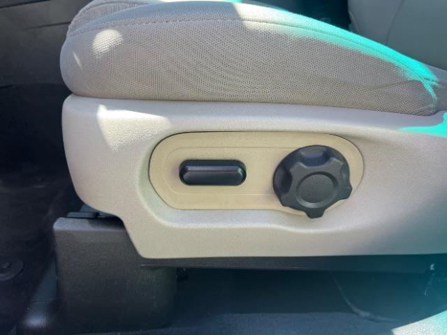 2015 White /Black Ford Explorer Base FWD (1FM5K7B88FG) , Automatic transmission, located at 940 North Main Street, Cedar City, UT, 84720, (435) 628-0023, 37.692936, -113.061897 - We specialize in helping ALL people get the best financing available. No matter your credit score, good, bad or none we can get you an amazing rate. Had a bankruptcy, divorce, or repossessions? We give you the green light to get your credit back on the road. Low down and affordable payments that fit - Photo#13