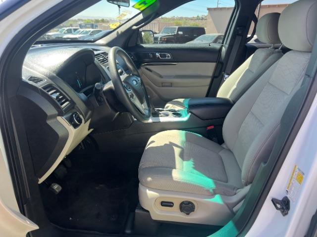 2015 White /Black Ford Explorer Base FWD (1FM5K7B88FG) , Automatic transmission, located at 940 North Main Street, Cedar City, UT, 84720, (435) 628-0023, 37.692936, -113.061897 - We specialize in helping ALL people get the best financing available. No matter your credit score, good, bad or none we can get you an amazing rate. Had a bankruptcy, divorce, or repossessions? We give you the green light to get your credit back on the road. Low down and affordable payments that fit - Photo#14