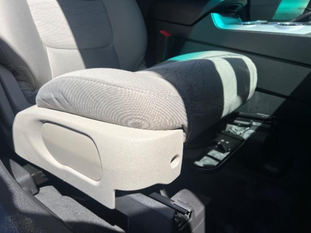 2015 White /Black Ford Explorer Base FWD (1FM5K7B88FG) , Automatic transmission, located at 940 North Main Street, Cedar City, UT, 84720, (435) 628-0023, 37.692936, -113.061897 - We specialize in helping ALL people get the best financing available. No matter your credit score, good, bad or none we can get you an amazing rate. Had a bankruptcy, divorce, or repossessions? We give you the green light to get your credit back on the road. Low down and affordable payments that fit - Photo#31