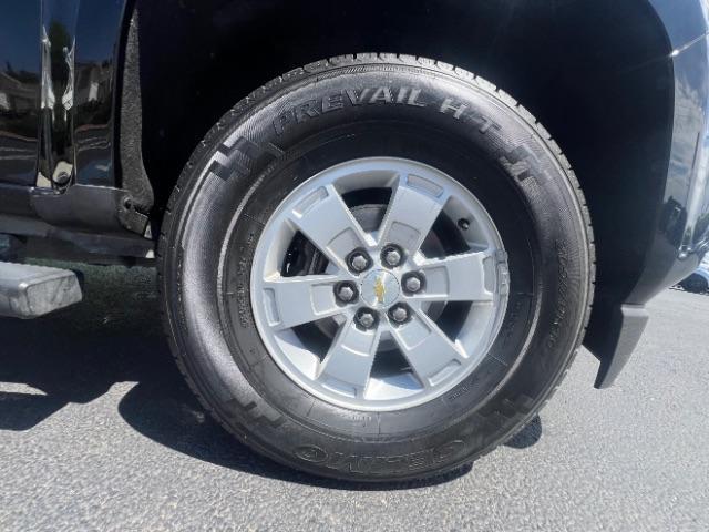 2020 Black /Jet Black/Dark Ash Chevrolet Colorado 2WD Crew Cab Short Box WT (1GCGSBEN8L1) , Automatic transmission, located at 940 North Main Street, Cedar City, UT, 84720, (435) 628-0023, 37.692936, -113.061897 - We specialize in helping ALL people get the best financing available. No matter your credit score, good, bad or none we can get you an amazing rate. Had a bankruptcy, divorce, or repossessions? We give you the green light to get your credit back on the road. Low down and affordable payments that fit - Photo#9