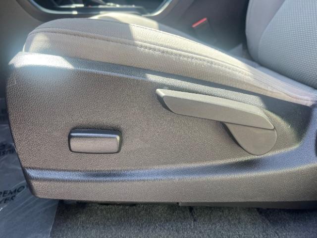 2020 Black /Jet Black/Dark Ash Chevrolet Colorado 2WD Crew Cab Short Box WT (1GCGSBEN8L1) , Automatic transmission, located at 940 North Main Street, Cedar City, UT, 84720, (435) 628-0023, 37.692936, -113.061897 - We specialize in helping ALL people get the best financing available. No matter your credit score, good, bad or none we can get you an amazing rate. Had a bankruptcy, divorce, or repossessions? We give you the green light to get your credit back on the road. Low down and affordable payments that fit - Photo#13