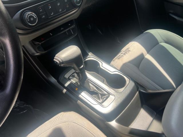 2020 Black /Jet Black/Dark Ash Chevrolet Colorado 2WD Crew Cab Short Box WT (1GCGSBEN8L1) , Automatic transmission, located at 940 North Main Street, Cedar City, UT, 84720, (435) 628-0023, 37.692936, -113.061897 - We specialize in helping ALL people get the best financing available. No matter your credit score, good, bad or none we can get you an amazing rate. Had a bankruptcy, divorce, or repossessions? We give you the green light to get your credit back on the road. Low down and affordable payments that fit - Photo#18