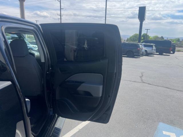 2020 Black /Jet Black/Dark Ash Chevrolet Colorado 2WD Crew Cab Short Box WT (1GCGSBEN8L1) , Automatic transmission, located at 940 North Main Street, Cedar City, UT, 84720, (435) 628-0023, 37.692936, -113.061897 - We specialize in helping ALL people get the best financing available. No matter your credit score, good, bad or none we can get you an amazing rate. Had a bankruptcy, divorce, or repossessions? We give you the green light to get your credit back on the road. Low down and affordable payments that fit - Photo#24