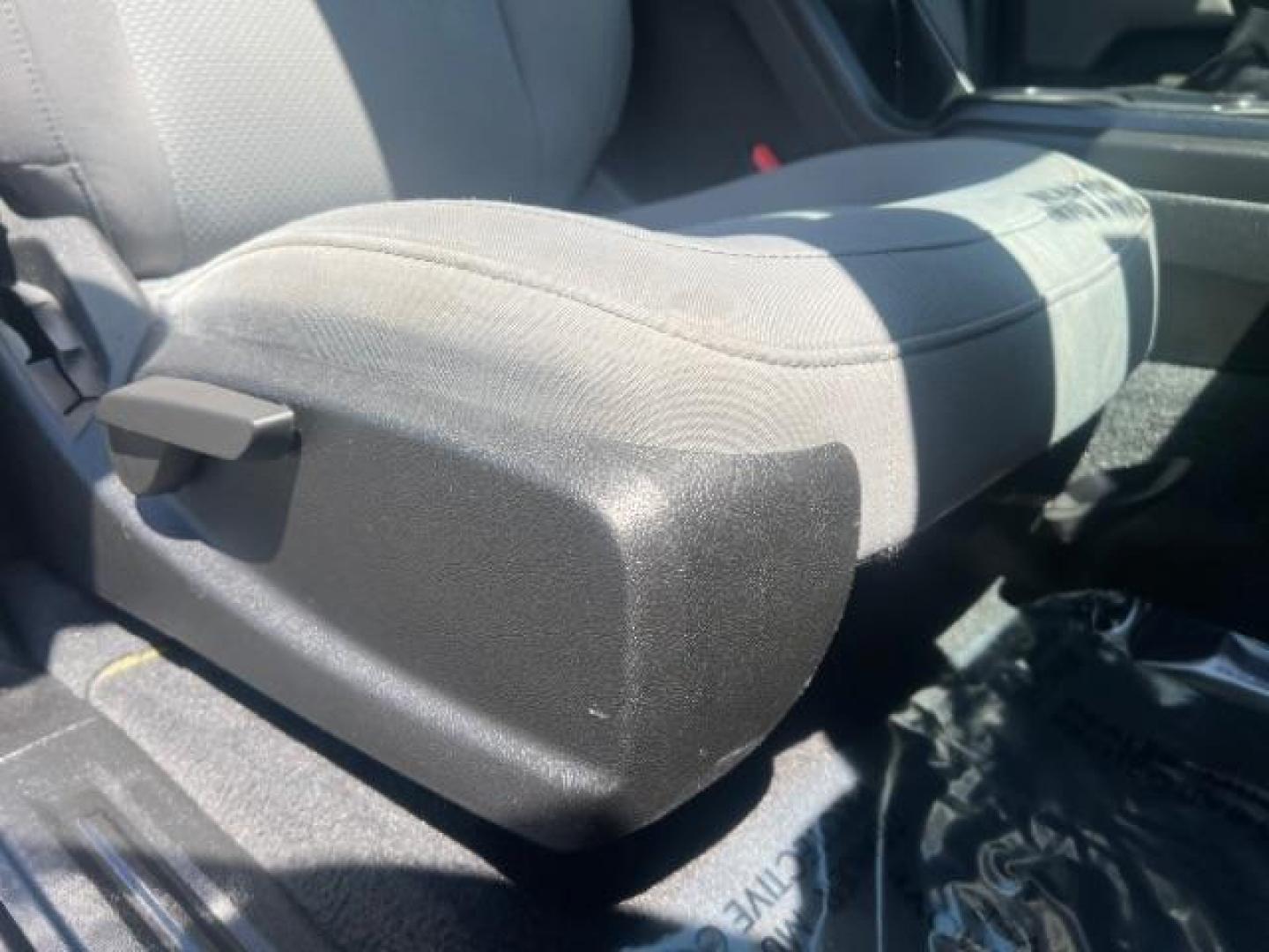 2020 Black /Jet Black/Dark Ash Chevrolet Colorado 2WD Crew Cab Short Box WT (1GCGSBEN8L1) , Automatic transmission, located at 1865 East Red Hills Pkwy, St. George, 84770, (435) 628-0023, 37.120850, -113.543640 - We specialize in helping ALL people get the best financing available. No matter your credit score, good, bad or none we can get you an amazing rate. Had a bankruptcy, divorce, or repossessions? We give you the green light to get your credit back on the road. Low down and affordable payments that fit- Photo#27