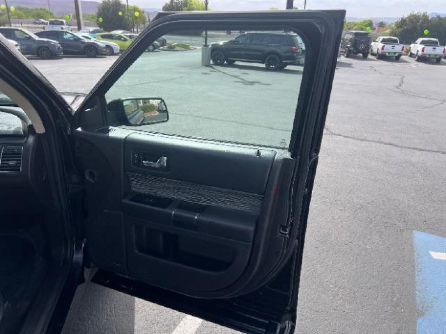 2018 Shadow Black /Charcoal Black Ford Flex SEL (2FMGK5C85JB) with an 3.5L V-6 DOHC engine, Automatic transmission, located at 940 North Main Street, Cedar City, UT, 84720, (435) 628-0023, 37.692936, -113.061897 - We specialize in helping ALL people get the best financing available. No matter your credit score, good, bad or none we can get you an amazing rate. Had a bankruptcy, divorce, or repossessions? We give you the green light to get your credit back on the road. Low down and affordable payments that fit - Photo#30