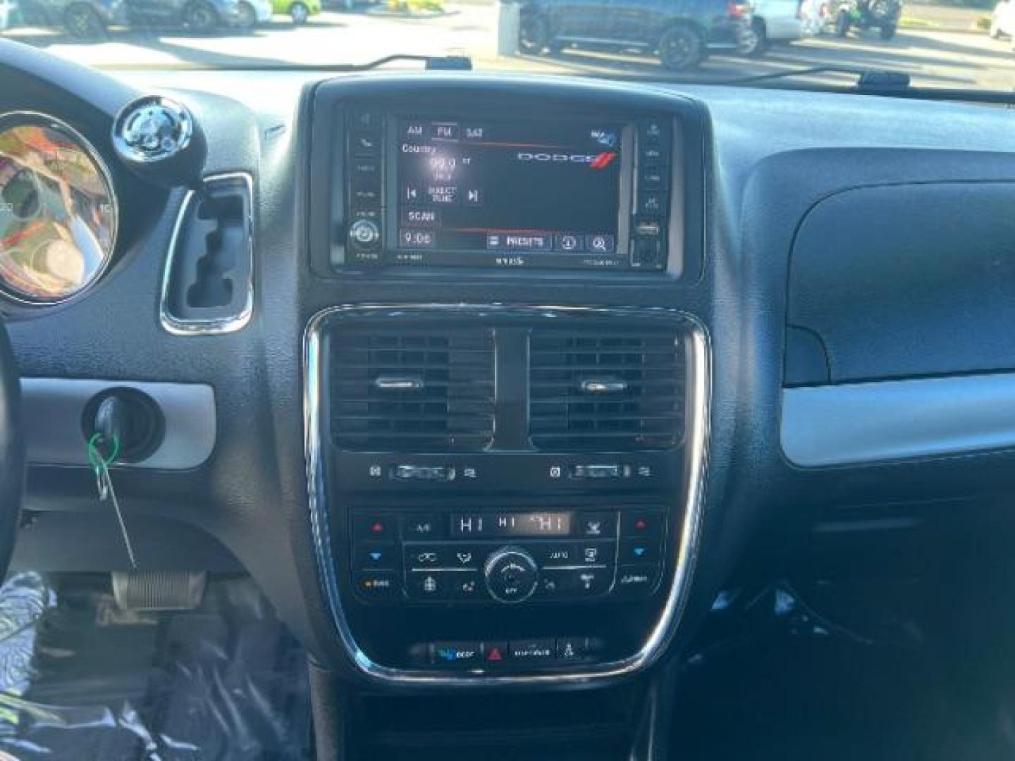 2019 Black Onyx Crystal Pearlcoat /Black Dodge Grand Caravan GT (2C4RDGEG1KR) with an Pentastar 3.6L V-6 DOHC engine, Automatic transmission, located at 1865 East Red Hills Pkwy, St. George, 84770, (435) 628-0023, 37.120850, -113.543640 - Want the sportier Grand Caravan with a little extra attitude? This Black Onyx 2019 Dodge Grand Caravan GT brings the Pentastar 3.6L V6, automatic transmission, front-wheel drive, and black interior - family van practicality with GT styling for Southern Utah. We specialize in in-house financing and- Photo#17