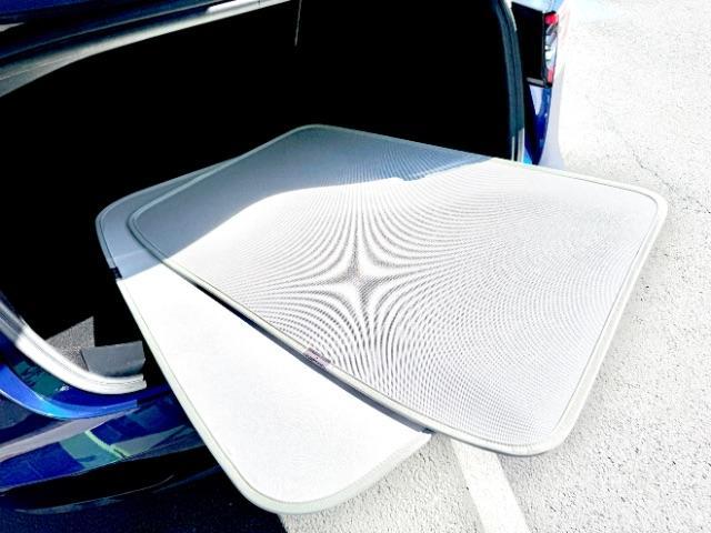 2022 Deep Blue Metallic /White/Black Tesla Model 3 Long Range Dual Motor All-Wheel Drive (5YJ3E1EB7NF) with an ELECTRIC engine, Electric transmission, located at 1865 East Red Hills Pkwy, St. George, 84770, (435) 628-0023, 37.120850, -113.543640 - Excellent Tesla Model 3 Long Range All Wheel Drive with White interior! HW3. Inside and outside in great shape. Tires are good. All our Teslas come with charging kit. Battery is near new. Gets 305 on full charge. Clean title, no accidents Still has remaining 120k mile Tesla warranty on battery a - Photo#14