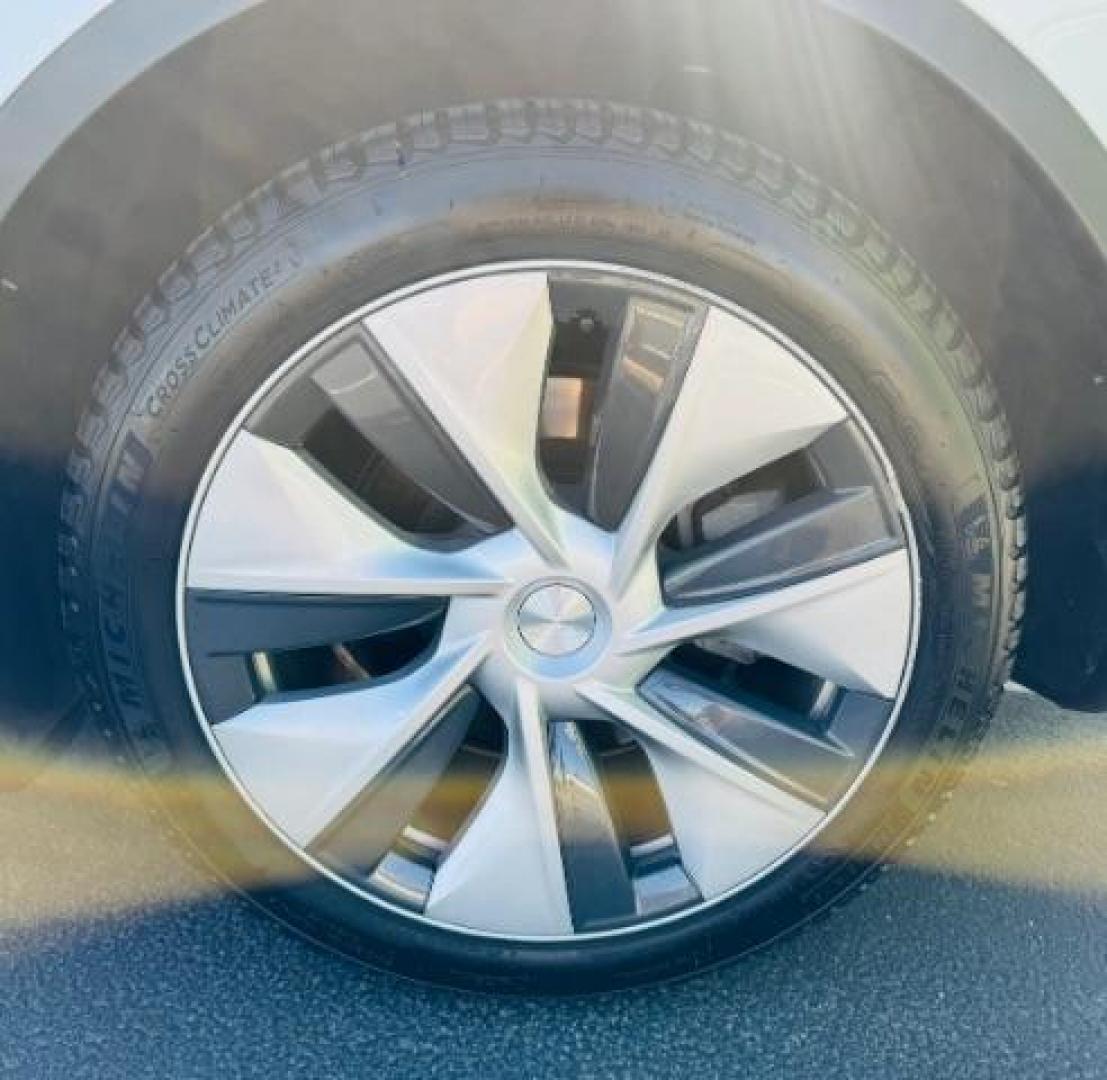 2023 Pearl White Multi-Coat /Black Tesla Model Y Long Range Dual Motor All-Wheel Drive | AWD (7SAYGAEE0PF) with an ELECTRIC engine, Electric transmission, located at 1865 East Red Hills Pkwy, St. George, 84770, (435) 628-0023, 37.120850, -113.543640 - Photo#21